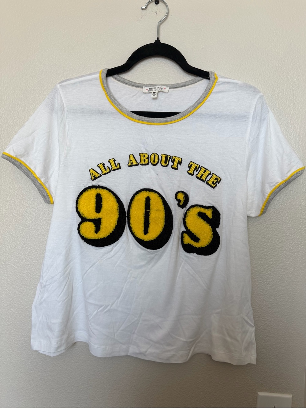 Messy Bun Just Chillin' Women's Graphic Tee - White with Yellow & Gray Trim